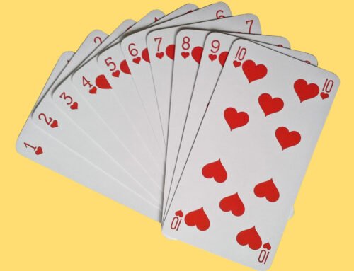 Quel est le quatrième symbole que l'on retrouve dans un jeu de cartes avec les trèfles, les piques et les cœurs ? 