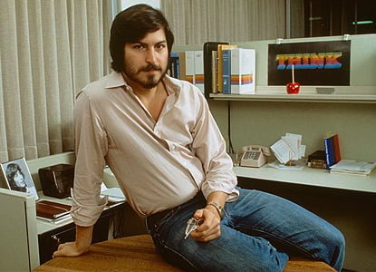 En quelle année Steve Jobs fonde-t-il Apple ? 