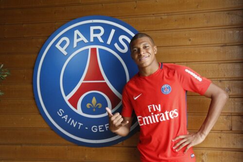 En quelle année, Kylian Mbappé a-t-il rejoint le club du Paris Saint-Germain ? 