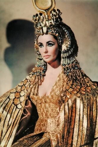 Au cours de quel siècle, Cléopâtre, la dernière reine d’Égypte, a-t-elle régné ? 
