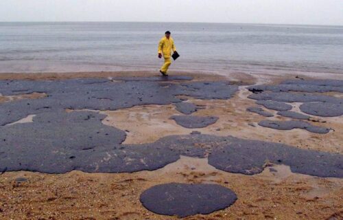 Quel pétrolier a fait naufrage le 12 décembre 1999 au large du Finistère ? 