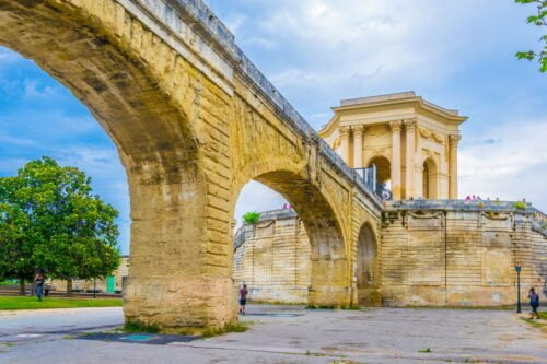 Comment s’appelle cet aqueduc situé en partie à Montpellier ? 