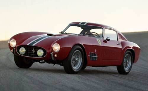 Quel nom porte cette Ferrari 250 GT ? 