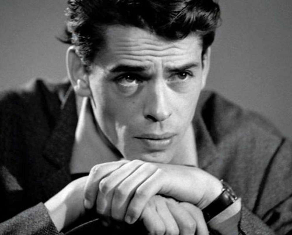 Quel chanteur a écrit, composé et interprété 