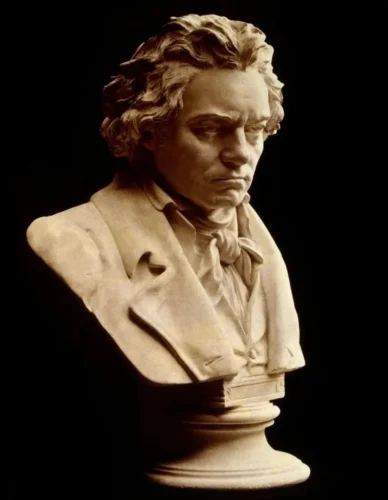 Beethoven a été marié 5 fois. Vrai ou faux ? Buste de Beethoven
