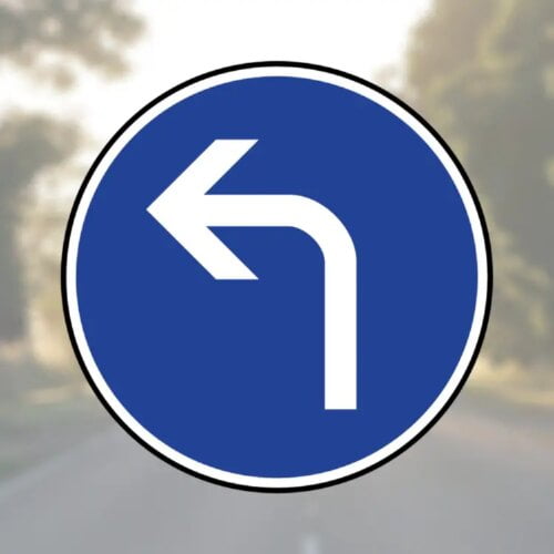 Quelle est la signification de ce panneau sur la route ? 