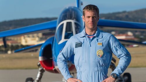 De combien de pilotes est toujours composée la patrouille de France de l'Armée de l'air française ? 