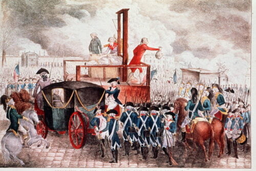 Les évènements de la Commune de Paris ont précédé la Révolution française. Vrai ou faux ? 