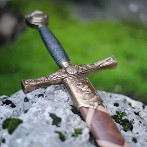 Comment s’appelle l’épée du roi Arthur ? Épée du roi Arthur