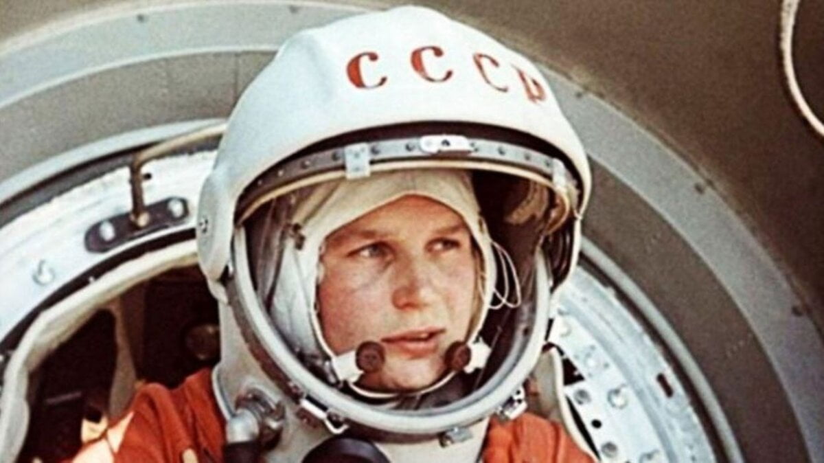 Quelle est la nationalité de la première femme à avoir effectué un voyage dans l’espace ? 
