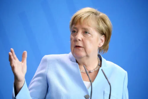 Quel était le titre d’Angela Merkel à la tête de l’Allemagne de 2005 à 2021 ? 