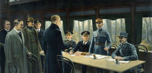 Quel homme mène l'offensive générale qui va forcer l'Allemagne à demander et à signer l'armistice en 1918 ? 