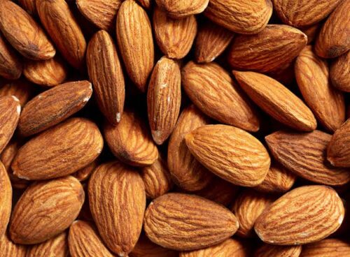 Le frangipanier est un arbre qui produit des amandes. Vrai ou faux ? Amandes