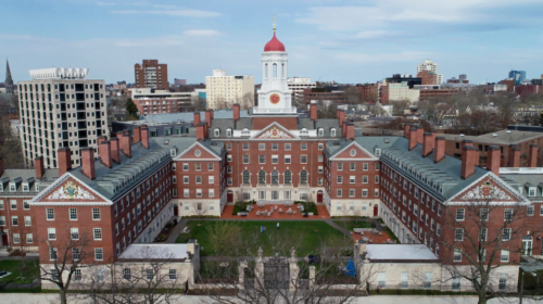Dans quel État américain se situe l’université prestigieuse de Harvard ? 