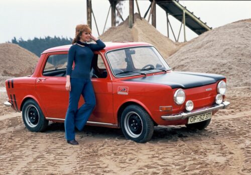 Quelle est la marque de cette voiture qui n’existe plus aujourd’hui ? 