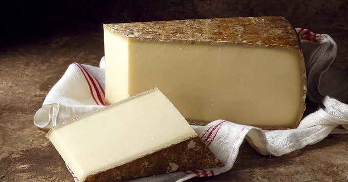 Quel fromage possède le surnom de “Prince des gruyères” ? 