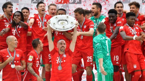 Le club de foot du Bayern Munich est le plus titré du championnat d'Allemagne nommée Bundesliga. Vrai ou faux ? 