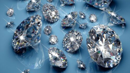 Quelle ville est réputée pour être la capitale mondiale du diamant ? 