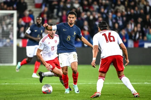 Contre quelle équipe, les footballeurs de l’équipe de France ont fait le score 14-0 en novembre 2023 ? 