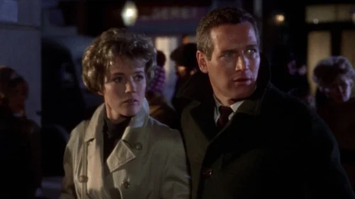 Dans quel film d'Hitchcock, Paul Newman incarne-t-il Michaël Armstrong un chercheur en nucléaire qui part pour Berlin-Est ? 
