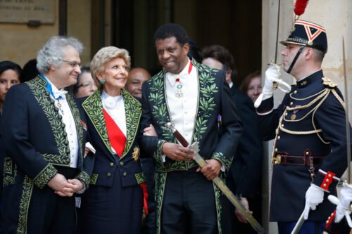 Comment sont surnommés les membres de l’Académie française ? 