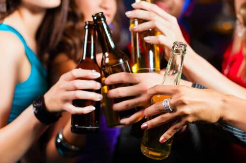 La consommation d'alcool dans la rue est prohibée dans tous les États-Unis sauf à Las Vegas. Vrai ou faux ? 