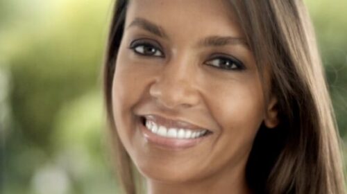 Quelle petite phrase dans une publicité pour le dentifrice Sanogyl avec Karine Le Marchand est devenue virale ? 