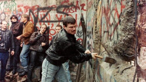 Quelle année correspond à la chute du mur de Berlin ? 