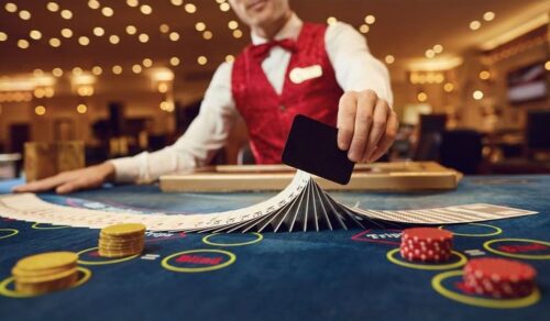 Les croupiers sont des personnes qui de part leur travail sont interdits de jouer dans les casinos. Vrai ou faux ? 