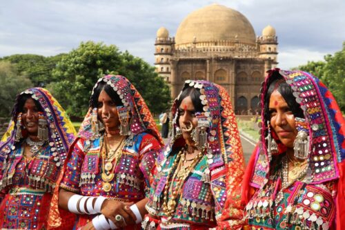 Laquelle de ces villes n'est pas située en Inde ? 