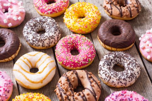 Quel personnage de dessin animé est un véritable amateur de donuts ? 