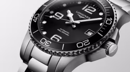 Quel est le nom du bouton qui permet de régler l'heure d'une montre ? 