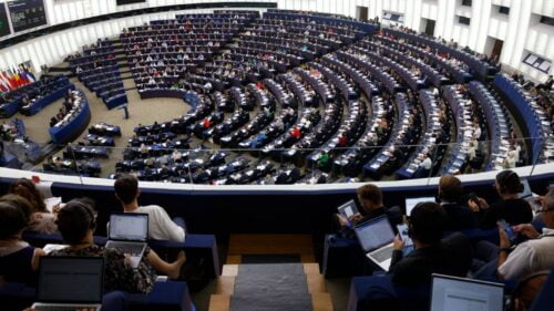 En 2024, le nouveau Parlement européen compte 620 eurodéputés. Vrai ou faux ? 
