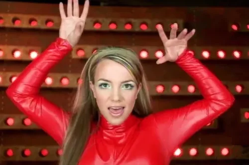 Lequel de ces tubes n’est pas une chanson de Britney Spears ? 