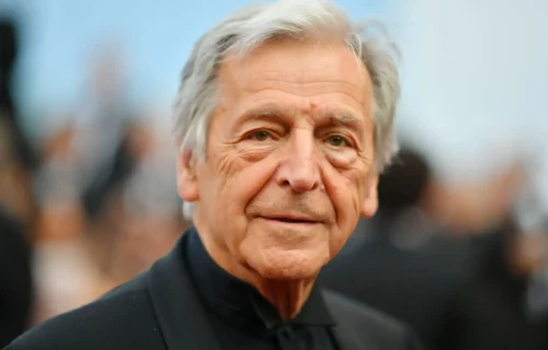 Quel est le nom de ce réalisateur de film à qui l'ont doit : Z (1969), Missing (1982) et Le Couperet (2005) ? 