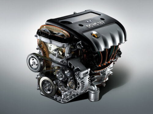Comme les moteurs thermiques, les véhicules électriques possèdent des pistons. Vrai ou faux ? 
