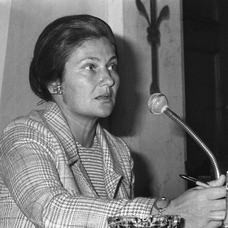 Quel ministère français a été occupé par Simone Veil de 1974 à 1979 ? Simone Veil