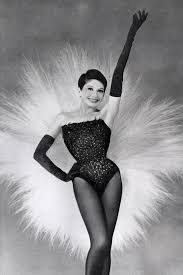 Sous quel prénom était plus connue la danseuse de ballet française Renée Marcelle Jeanmaire ? 
