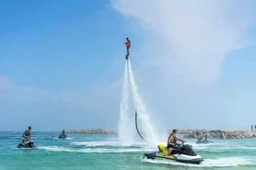 Quel est le nom de ce nouveau sport nautique ? 