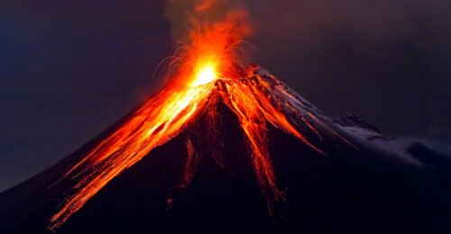 Le volcan Stromboli est situé sur l’île italienne de la Sicile. Vrai ou faux ? 