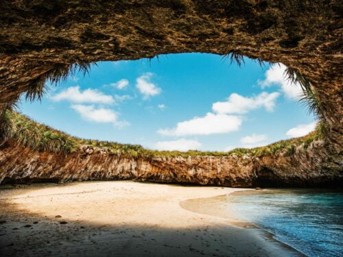 Dans quel pays du monde se trouve cette célèbre plage en photo ? 