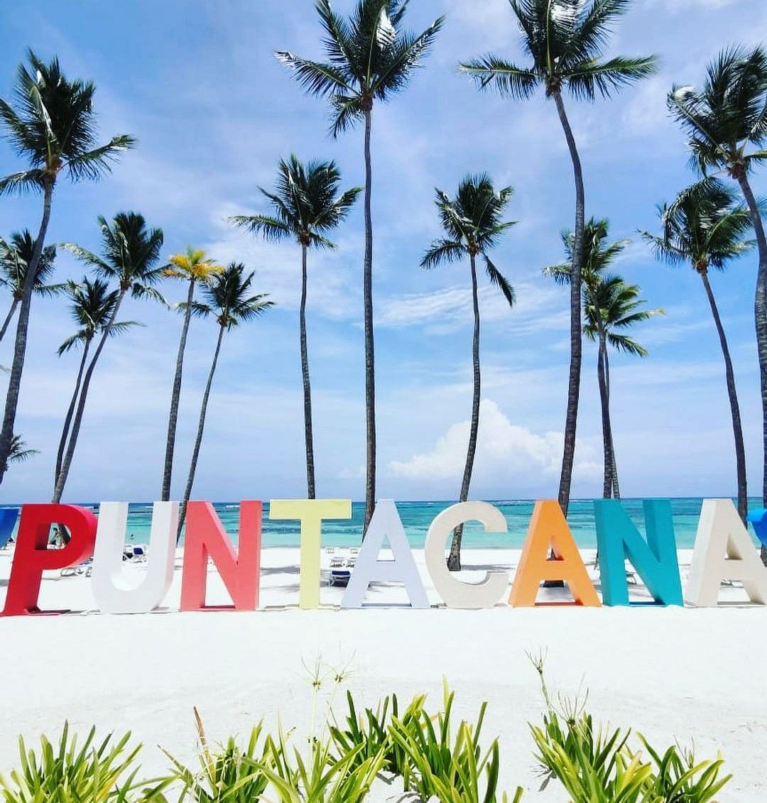 Dans quel État des Caraïbes se situe la ville de Punta Cana ? 