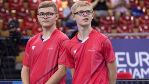 Quel est le nom de famille des 2 frères pongistes français qui se sont affrontés lors des Jeux olympiques de Paris 2024 ? 