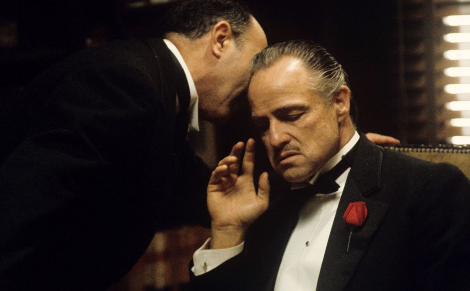 Qui a interprété Don Vito Corleone dans le film “Le Parrain” ? 