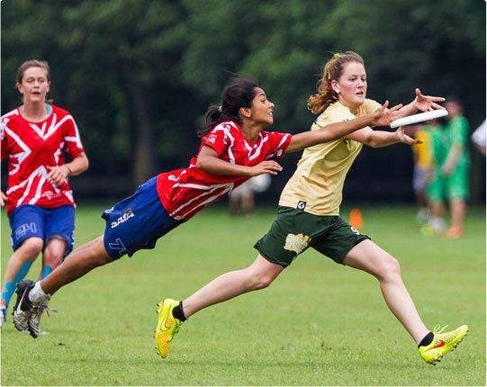 Sous quel nom est aussi connu le sport nommé “Ultimate” ? 