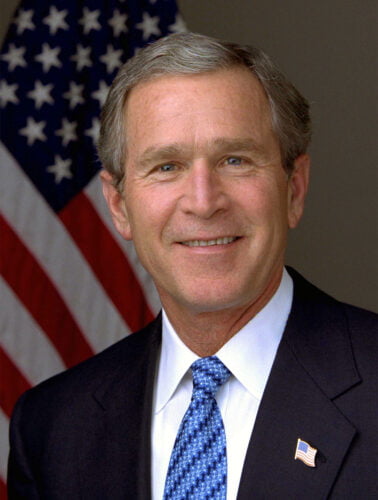 Où se trouvait le président des États-Unis au moment des premiers attentats le 11 septembre 2001 ? 