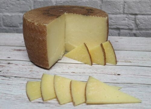 De quel pays est originaire le fromage lait de brebis nommé le manchego ? 