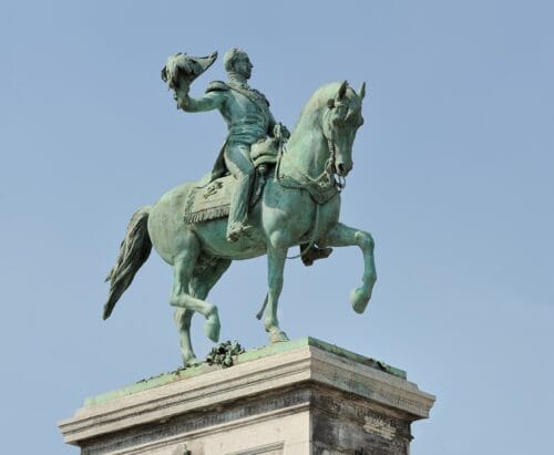 Quel ancien grand-duc du Luxembourg possède une place centrale à son nom dans la ville de Luxembourg ? 