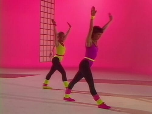Quel était le nom de l'émission sportive présentée par Véronique et Davina entre 1982 et 1986 ? 