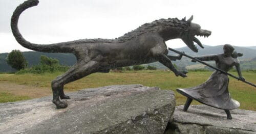 Quelle créature ayant l’apparence d’un loup a semé la terreur au XVIIIe en France ? 